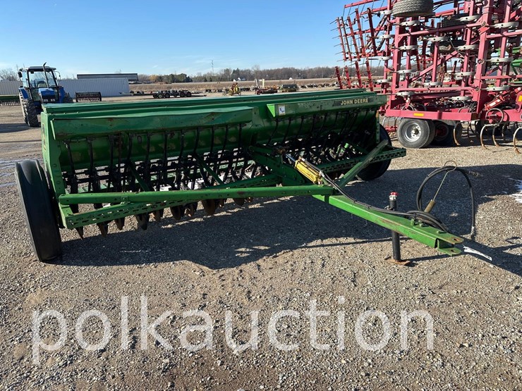 john-deere-450-image-1