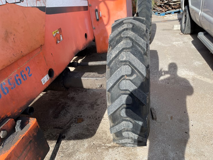 2006-sky-trak-8042-image-13