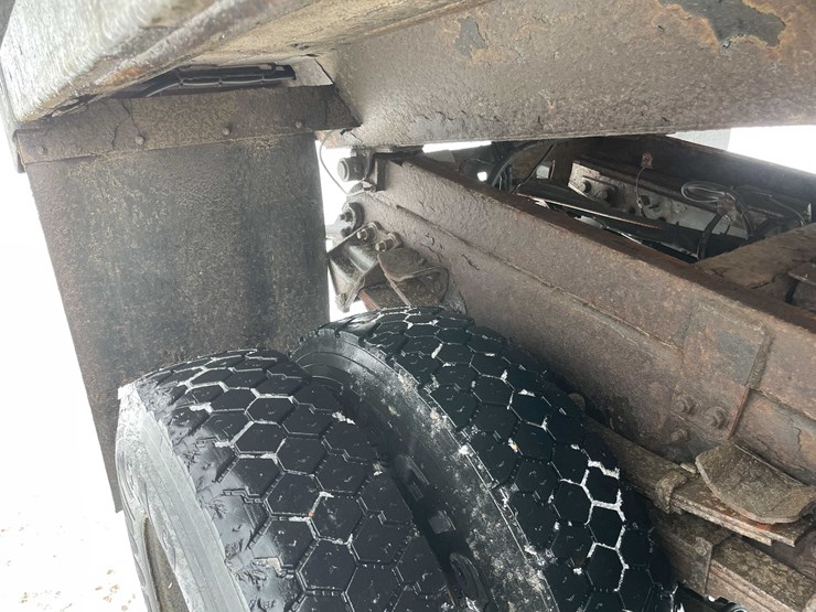 2004-caterpillar-c7-image-31