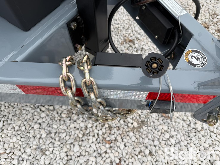 2023-thunder-creek-equipment-ev-750-image-10