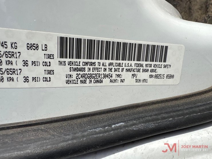 2014-dodge-grand-caravan-image-27