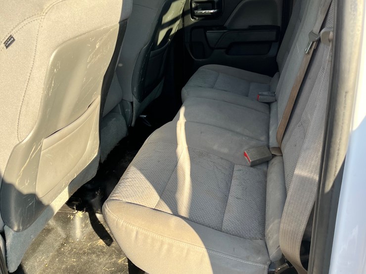 2015-chevrolet-2500-image-6