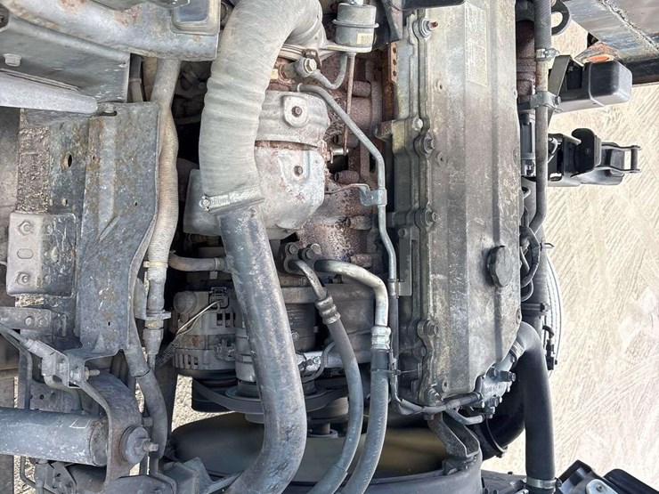 2007-chevrolet-w5500-image-11