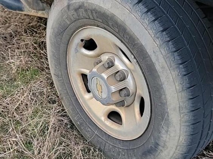 2001-chevrolet-2500hd-image-10