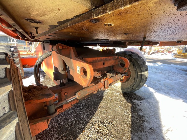 2002-jlg-600s-image-15