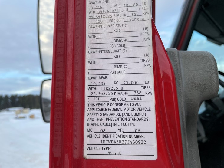 2007-international-7400-image-60