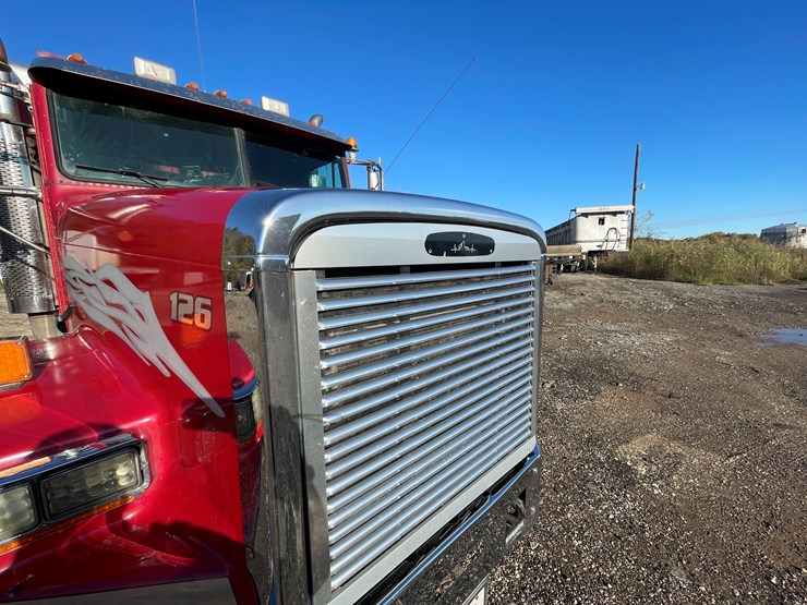 #312-•-2003-freightliner-dump-truck-(has-wi-title)-(denmark,-wi)-image-12