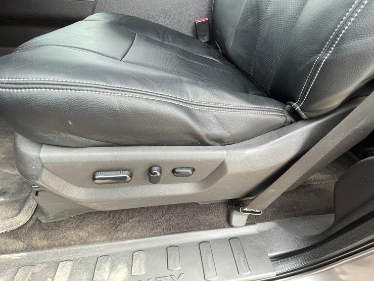 2011-ford-f250-lariat-image-87