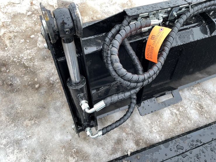 #18084-•-unused-2026-skid-steer-4-in-1-bucket-attachment-(princeton,-mn)-image-5