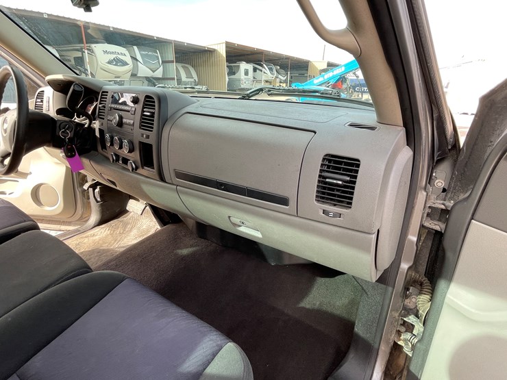#104-•-2012-chevy-silverado-(salvaged-nm-title)-image-85