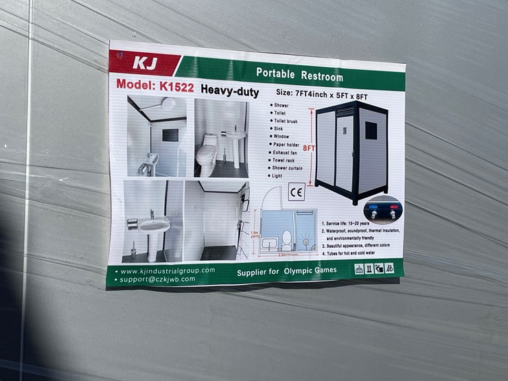 #3850-•-portable-restroom-image-14
