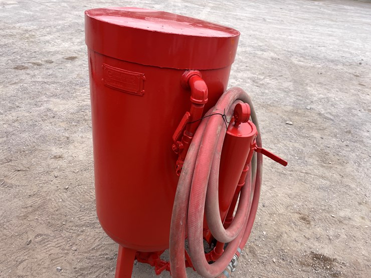 #205-•-sandblaster-and-pot-image-3