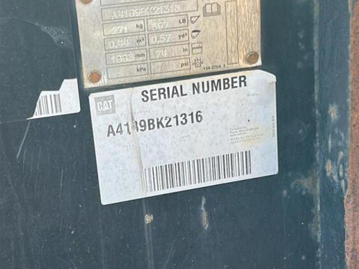 2017-caterpillar-277d-image-12