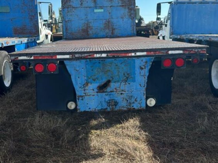 1998-international-4700-image-3