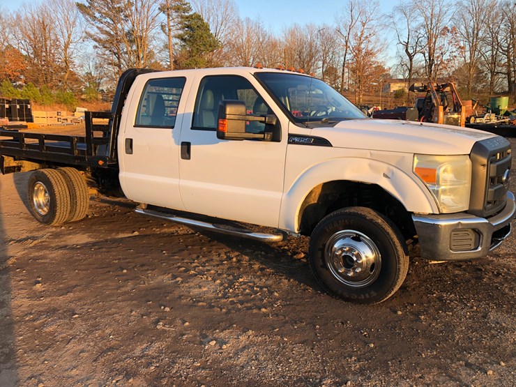 2015-ford-f350-xl-image-3