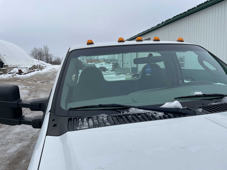 2006-ford-f550-xl-image-13