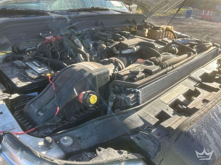 2012-ford-f550-image-23