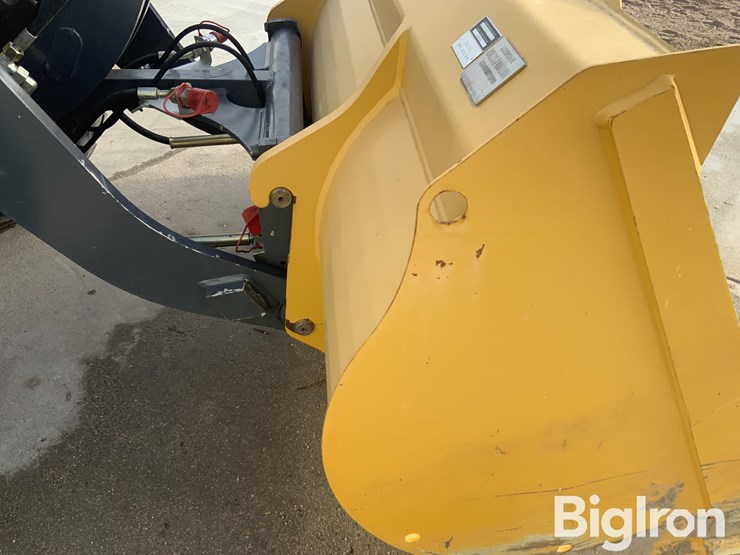 2012-deere-244j-image-18