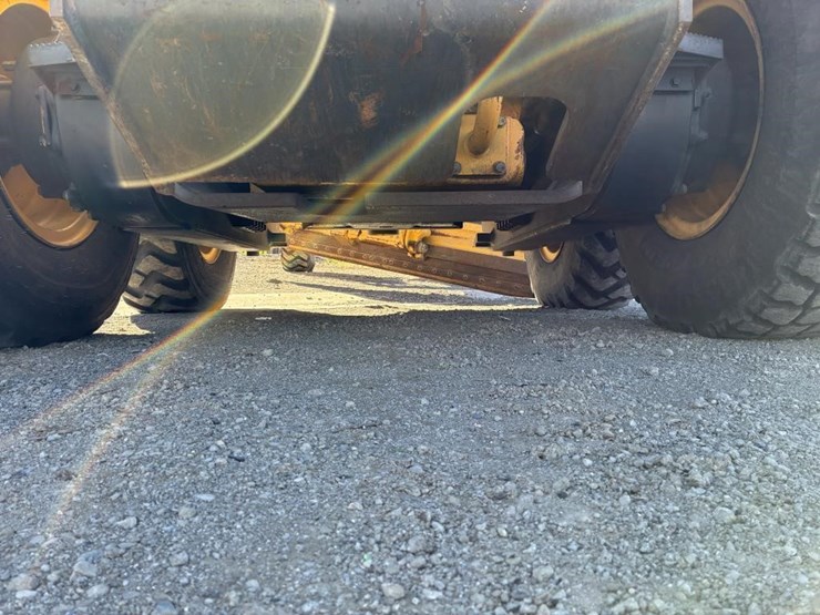 2004-komatsu-gd555-image-12