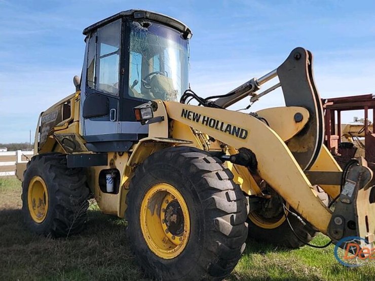 new-holland-w130-image-2