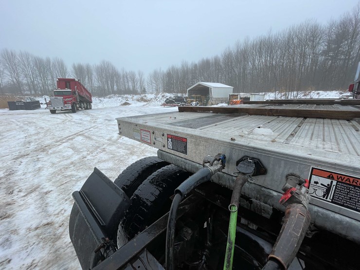 2022-hyundai-flatbed-image-37