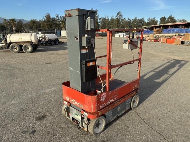 skyjack-sj16-image-1