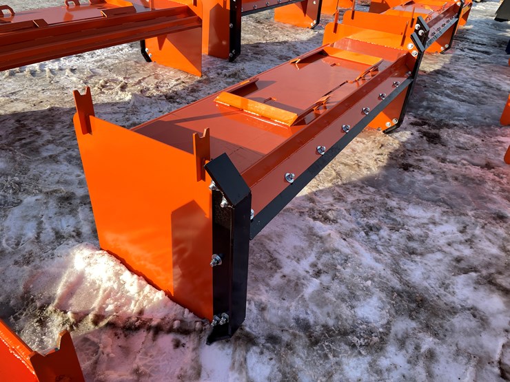 #18014-•-unused-snow-pusher-with-steel-blade-(princeton,-mn)-image-2