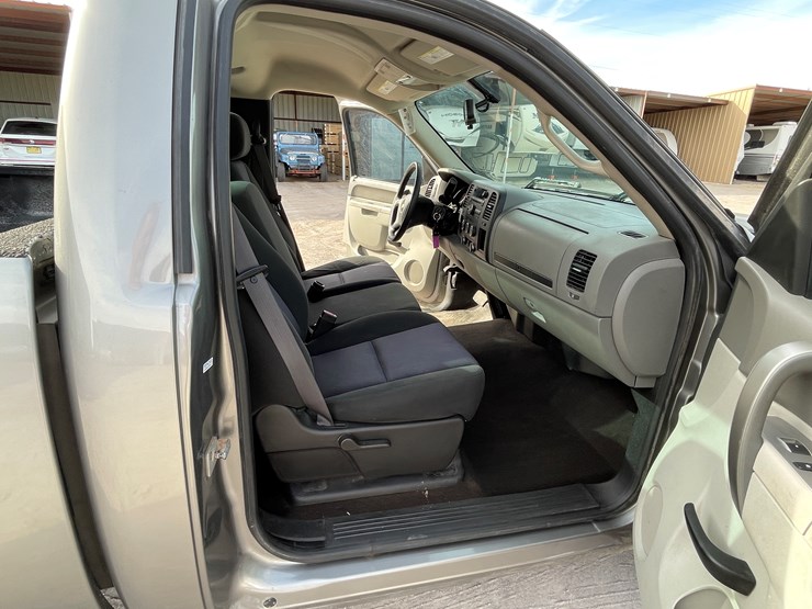 #104-•-2012-chevy-silverado-(salvaged-nm-title)-image-81