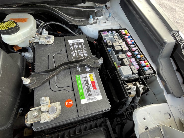 2017-ford-explorer-image-142