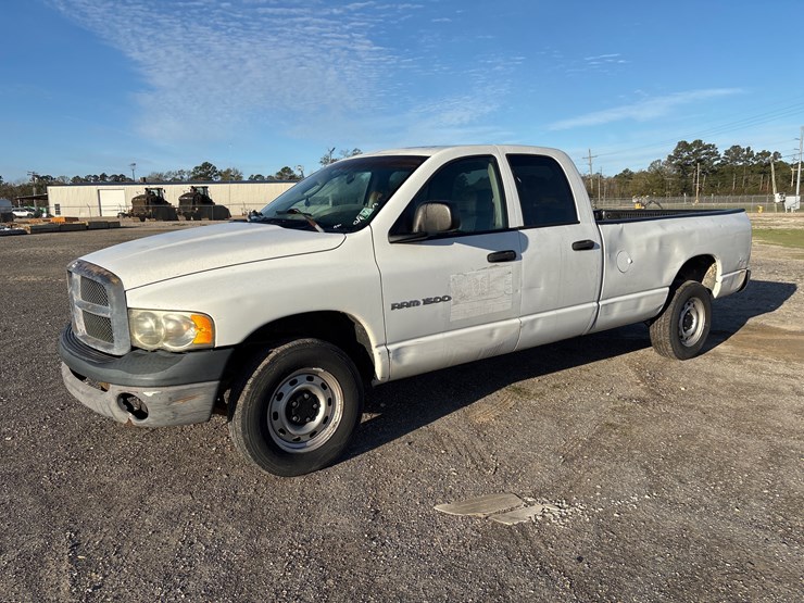 2003-dodge-150-image-1