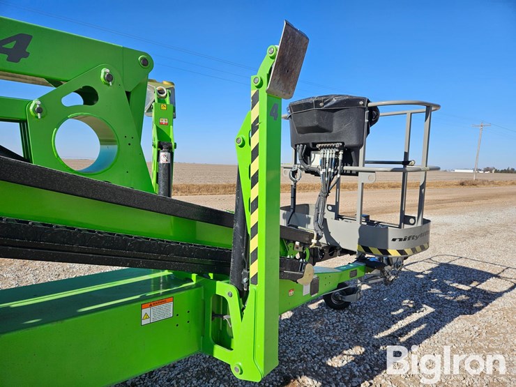 2020-nifty-lift-tm64tdt-mk2b-towable-self-propelled-articulated-boom-lift-image-10