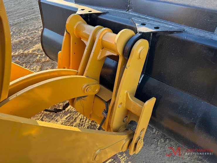 2017-caterpillar-918m-image-16