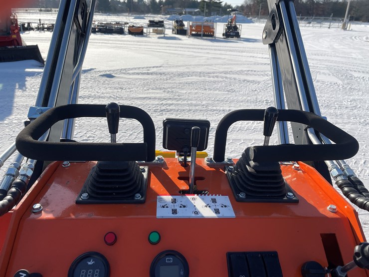 #142-•-mms-mini-skid-steer-loader-(mosinee,-wi)-image-17