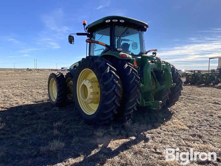 2010-john-deere-8320r-image-7