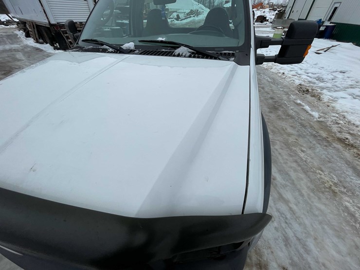 2006-ford-f550-xl-image-15