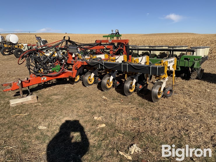 john-deere-7100-image-1