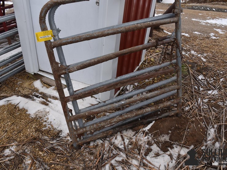 4'-livestock-gates-image-3