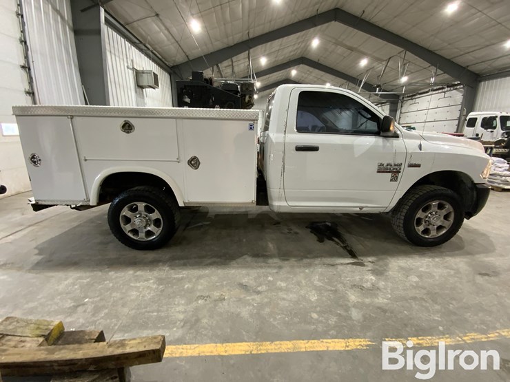 2013-dodge-2500-image-4