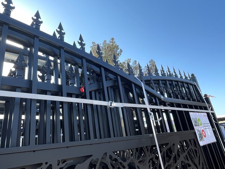 #3808-•-deer-motif-style-driveway-gates-image-5