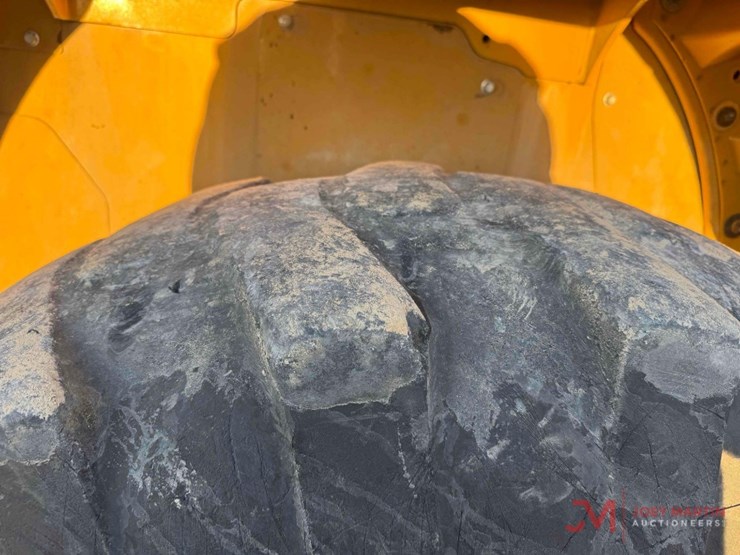 2017-caterpillar-918m-image-9