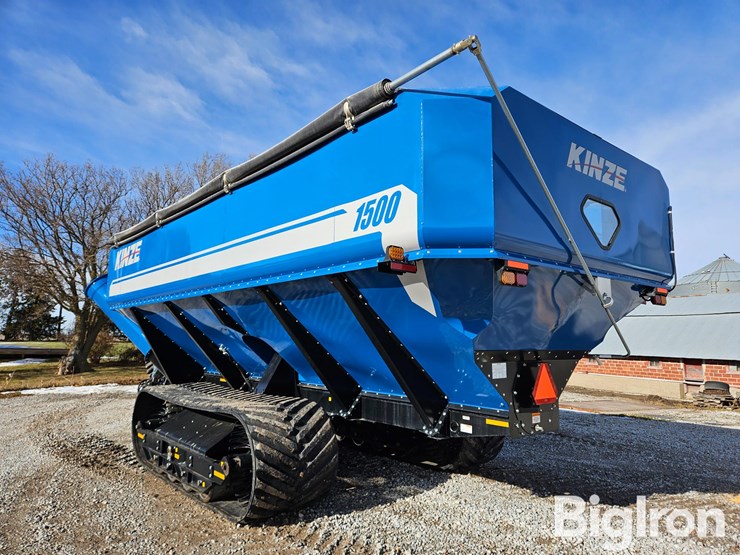 2013-kinze-1500-image-8