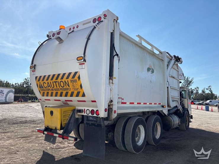 2017-autocar-xpeditor-image-3