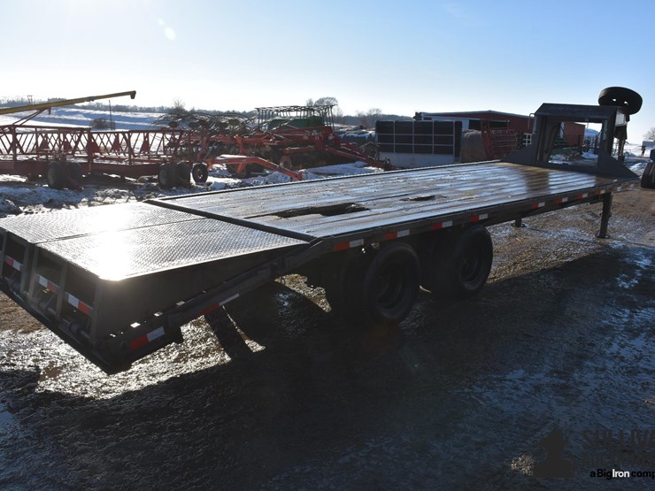 2020-landoll-travalong-24'-t/a-gooseneck-flatbed-trailer-image-5