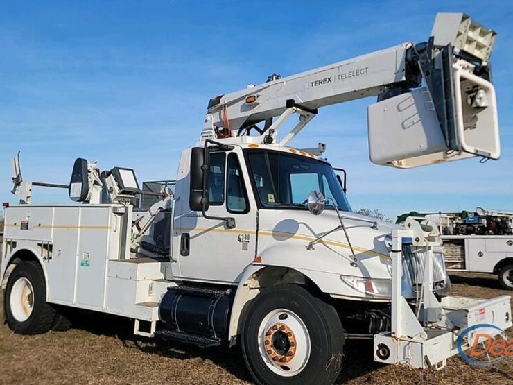 2005-international-durastar-4300-image-1