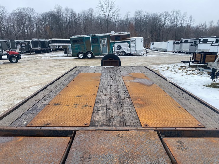 #362-•-2004-h-&-h-tandem-axle-equipment-trailer-(has-wi-title)-(helenville,-wi)-image-8