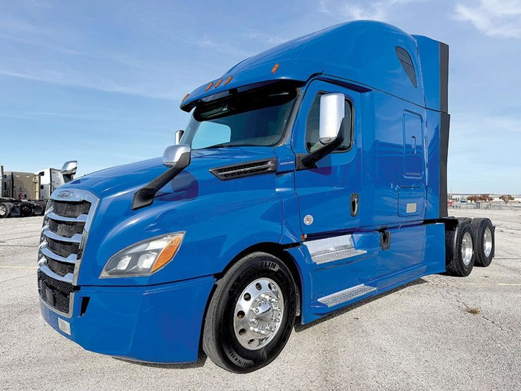 2023-freightliner-cascadia-126-image-1