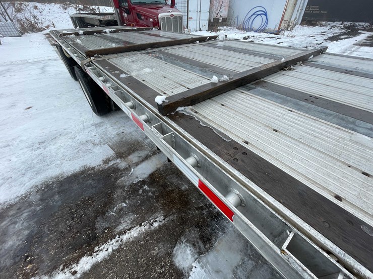 2022-hyundai-flatbed-image-14