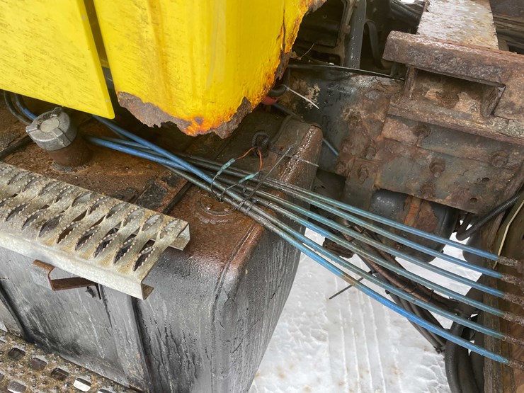 2004-caterpillar-c7-image-52