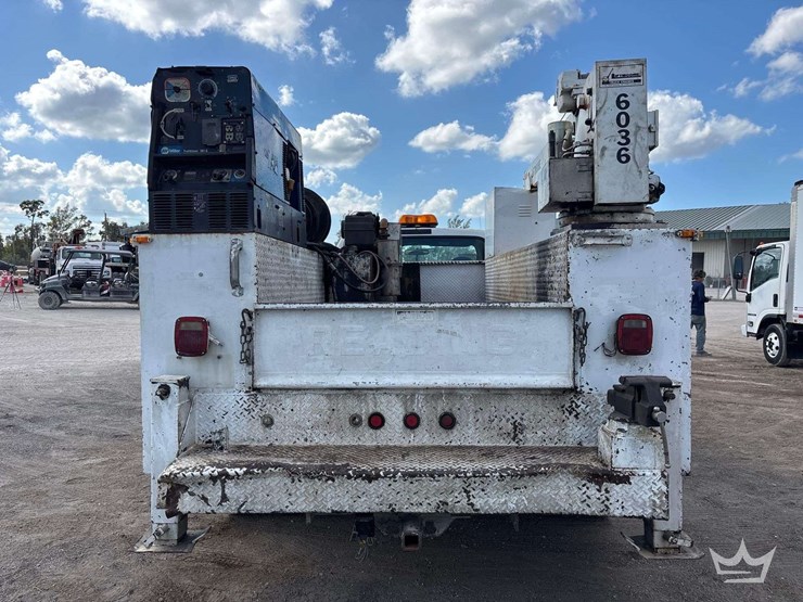 2001-liftmoore-6036-image-24