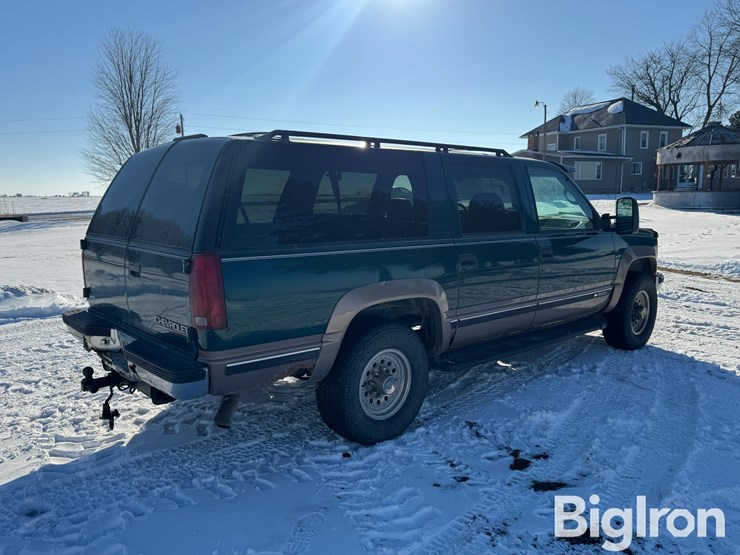 1996-chevrolet-suburban-1500-image-5